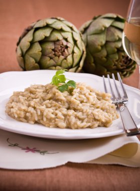 ENGİNARLI risotto.