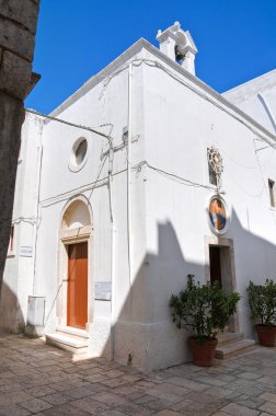 Kilise st. lucia. Cisternino. Puglia. İtalya.
