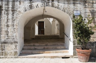 alleyway. Cisternino. Puglia. İtalya.