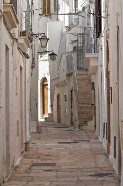 alleyway. Cisternino. Puglia. İtalya.