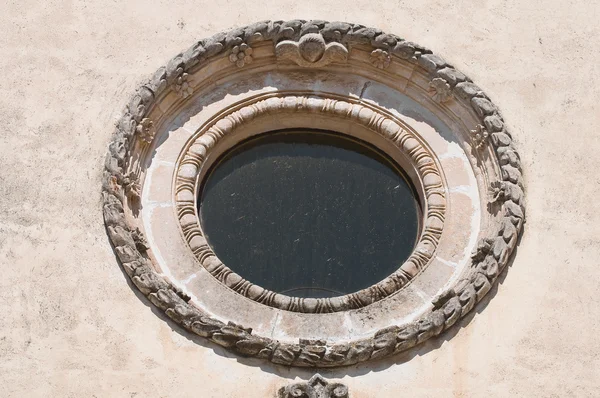 Church of St. Quirico. Cisternino. Puglia. Italy. — Stock Photo, Image