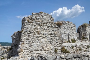 monte sant'angelo Kalesi. Puglia. İtalya.