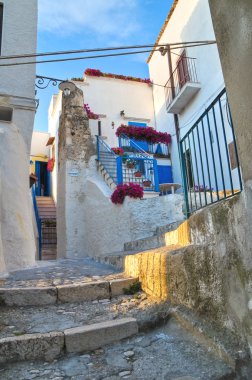 alleyway. Peschici. Puglia. İtalya.