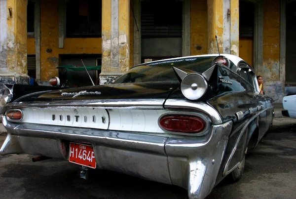 Gamla bil i la Havanna — Stockfoto