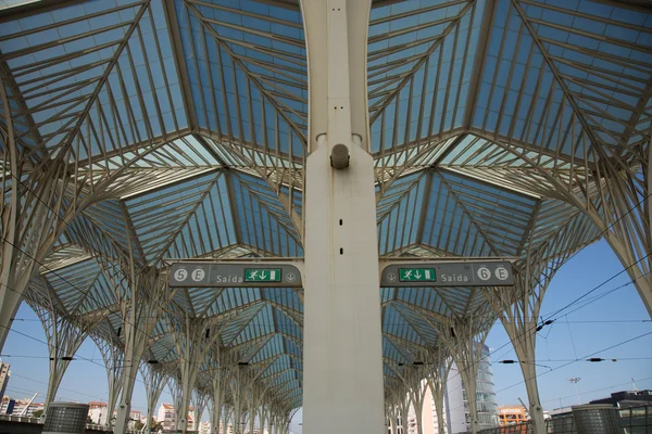 Oriente Station with train detail — Stock Photo, Image
