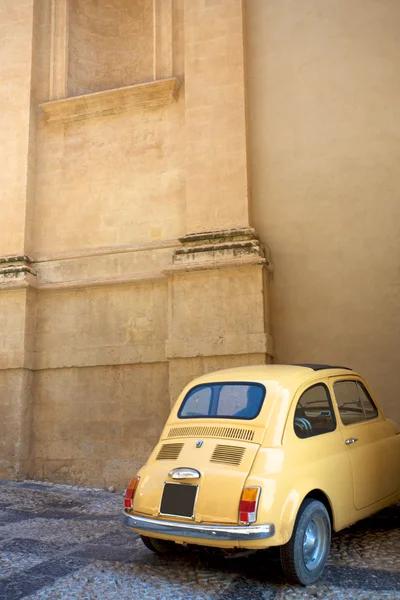 Rocznika samochodu włoski — Zdjęcie stockowe