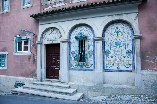 一个漂亮的房子在辛特拉，葡萄牙 — 图库照片
