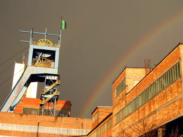 虹は、他の鉱山 — ストック写真