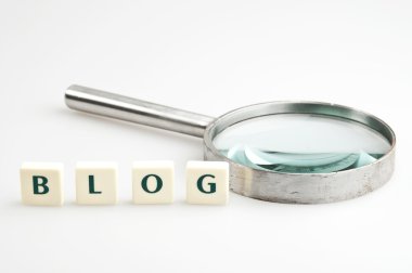 Blog word ve büyütme cam