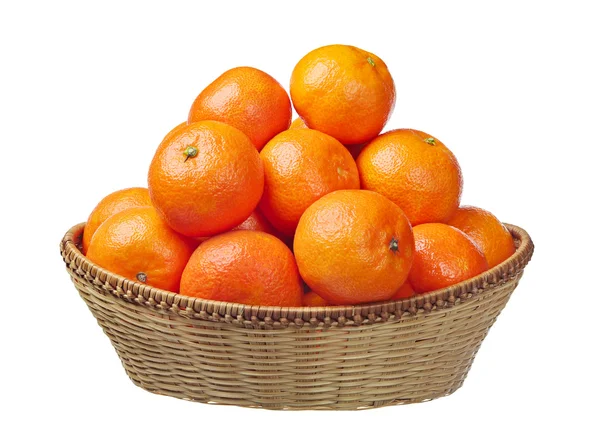 Košík s mandarinkami — Stock fotografie