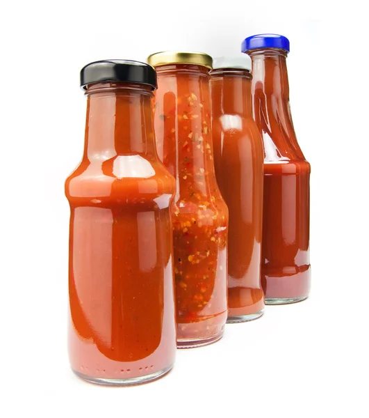 Бутылки кетчупа — стоковое фото