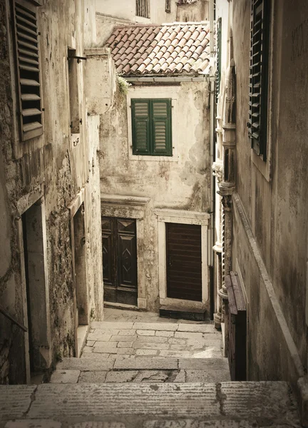 Oude middeleeuwse alley — Stockfoto