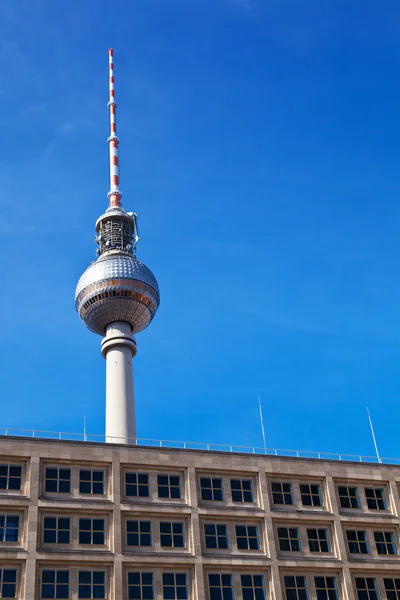 Wieża telewizyjna w Berlinie od alexanderplatz — Zdjęcie stockowe