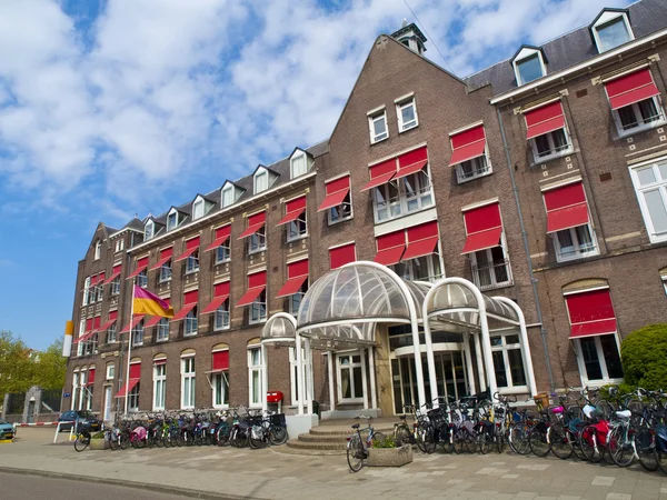 Architettura tipica di Amsterdam — Foto Stock