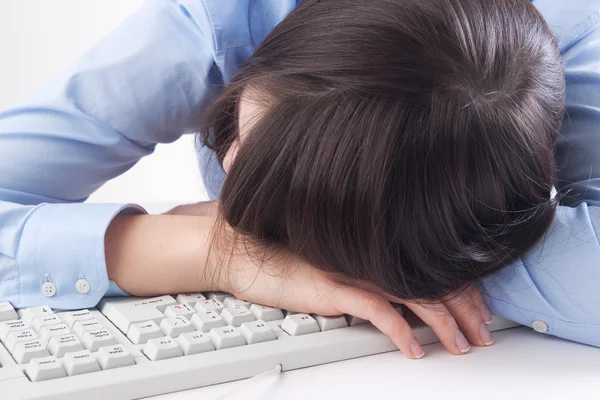 Vrouw moe op het werk — Stockfoto