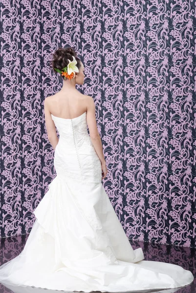 Rücken der Braut — Stockfoto