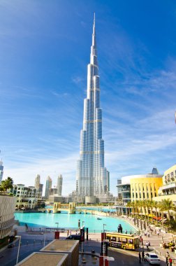 Dubai, Birleşik Arap Emirlikleri - 4 Ocak: Dünya'nın en yüksek kulenin, downtown burj Khalifa'nın