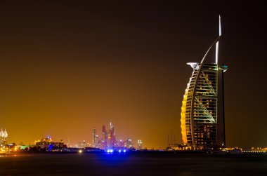 Dubai - 4 Ocak: burj al arab otel, bir kaç 7 yıldız Hotel