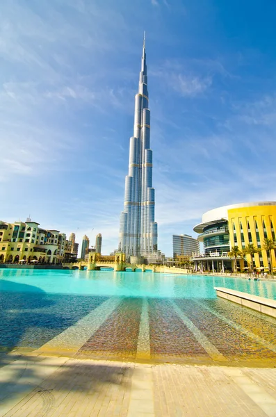 Dubaj, Spojené arabské emiráty - 4. ledna: burj khalifa, svět je nejvyšší věž, centra — Stock fotografie