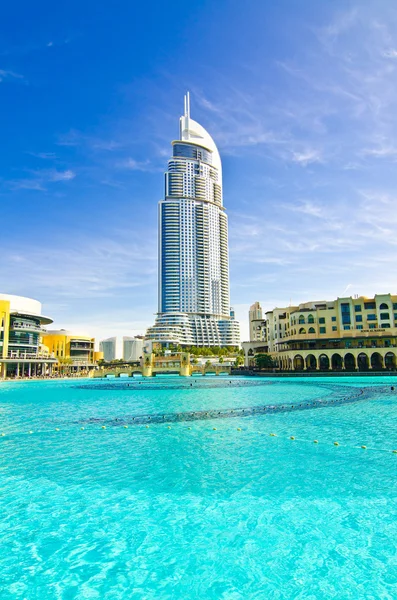 DUBAI, Emirados Árabes Unidos - JANEIRO 4: Burj Khalifa, a torre mais alta do mundo, Downtown — Fotografia de Stock