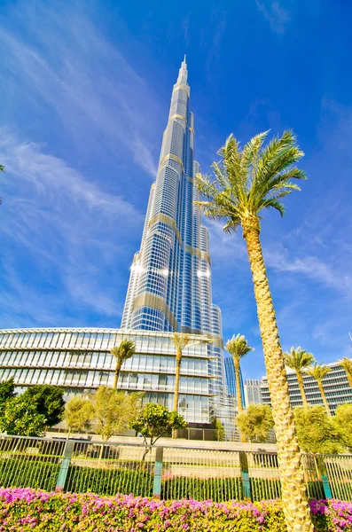 DUBAI, Emiratos Árabes Unidos - 4 de enero: Burj Khalifa, la torre más alta del mundo, Downtown —  Fotos de Stock