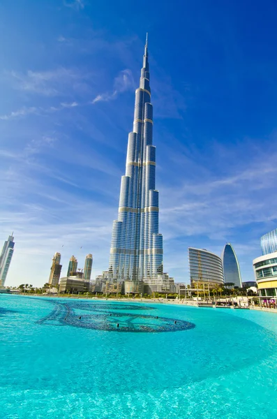 DUBAI, EAU - 4 JANVIER : Burj Khalifa, la plus haute tour du monde, centre-ville Images De Stock Libres De Droits