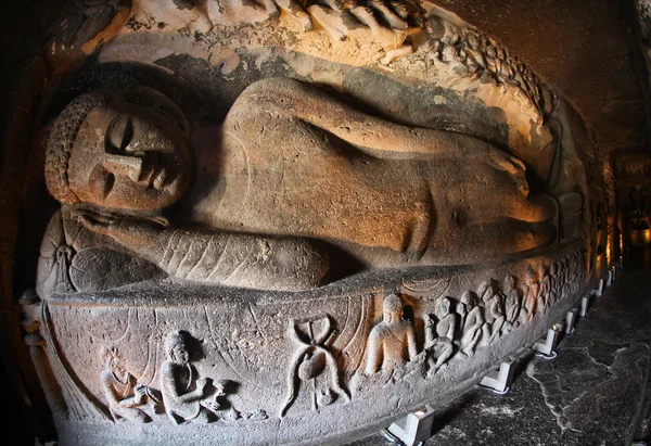 Ancient reclining Buddha — Stock Photo, Image