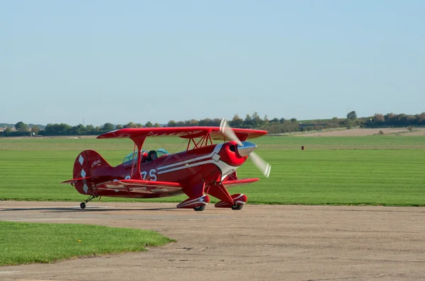 stock image Pitts S-2S taxis for takeoff