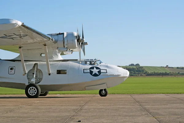 Такси PBY Catalina для взлета — стоковое фото