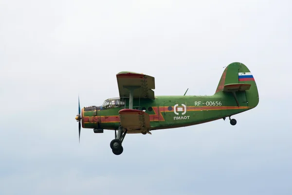 An-2 im Flug — Stockfoto