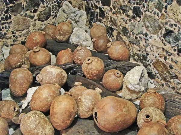 stock image Ancient pots inside the cave