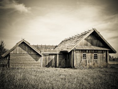 sazdan çatılı Retro house