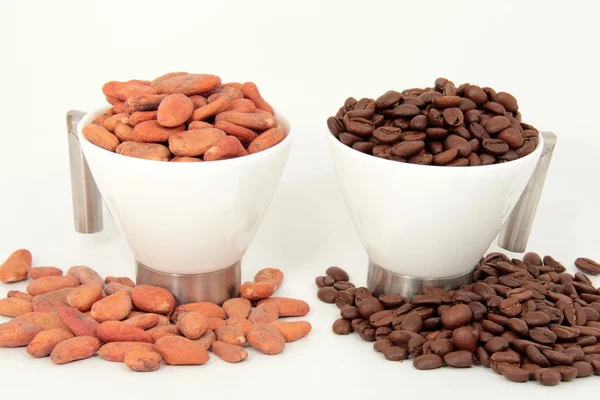 Café e grãos de cacau — Fotografia de Stock