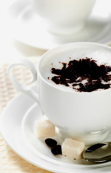 Café en tasse blanche avec café — Photo