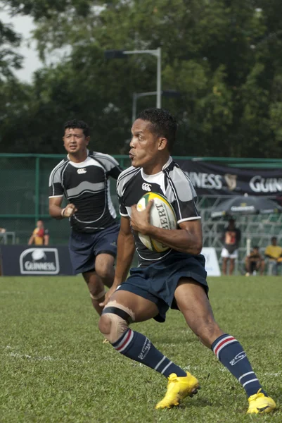 Les joueurs de rugby en action — Photo