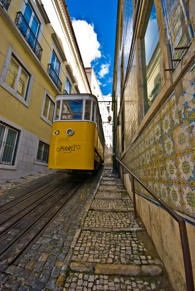 Eléctrico em Lisboa — Fotografia de Stock
