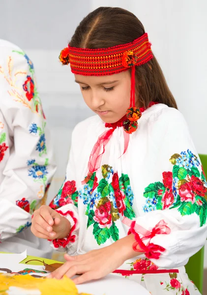 女孩在乌克兰国家布 — 图库照片