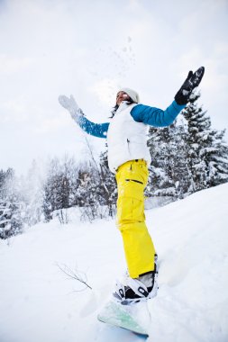 Kış snowboard kadınla