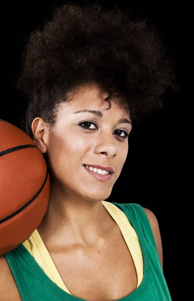 Frau mit Basketball — Stockfoto