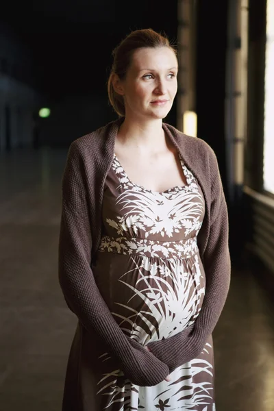 Madre incinta. — Foto Stock
