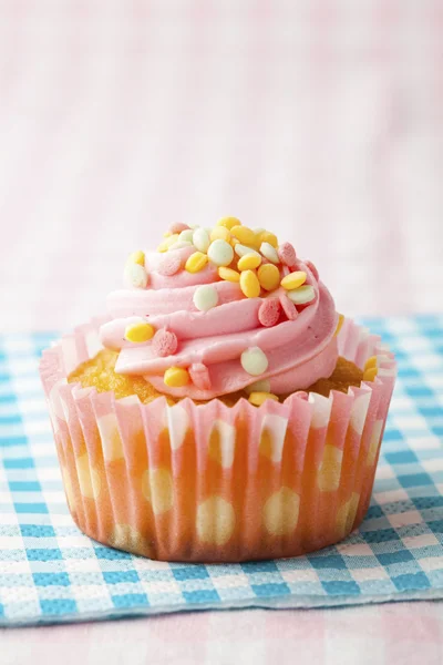 Muffin rosado — Foto de Stock