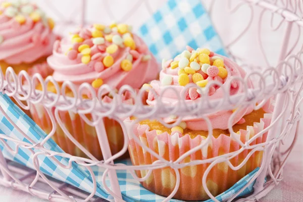 Pink muffins — Stock Photo, Image