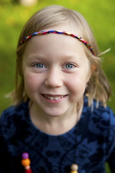 Retrato de una niña — Foto de Stock