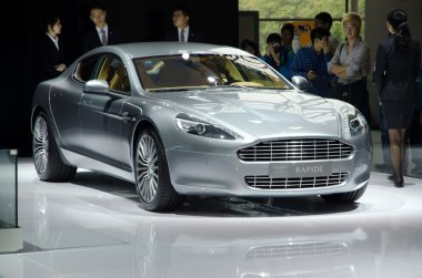 Aston martin rapide spor araba