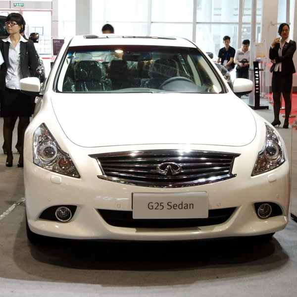 Infinito sedán G25 coche en exhibición — Foto de Stock