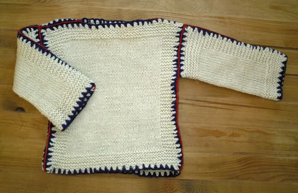 Blusa para niños tejida a mano — Foto de Stock