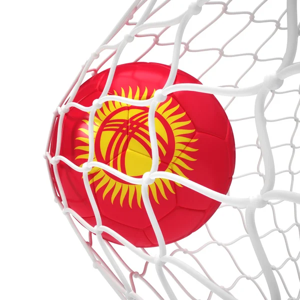 Kirghizistan ballon de football à l'intérieur du filet — Photo