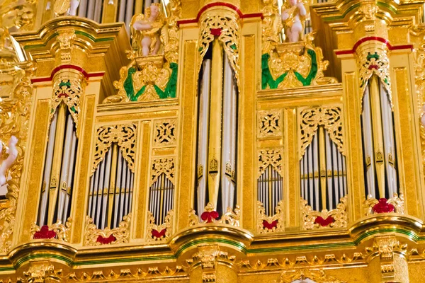 The Golden Organ — Stock Photo, Image