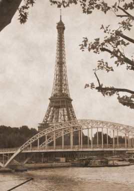 Eiffel Tower clipart