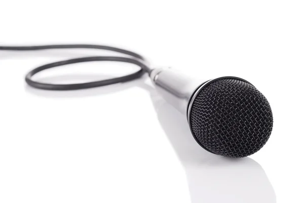 Mikrofon na zrcadlové podlaze — Stock fotografie